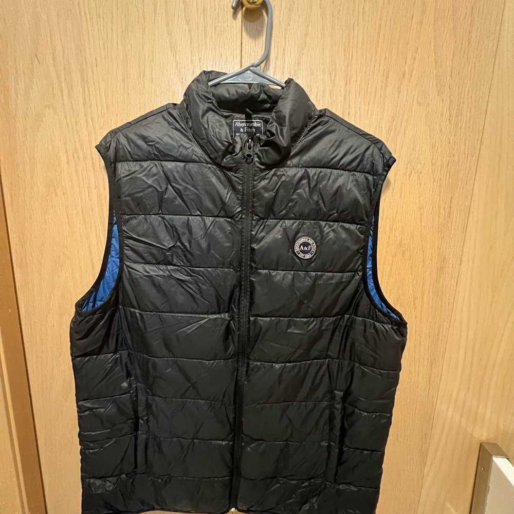Abercrombie & Fitch Black Quilted Vest